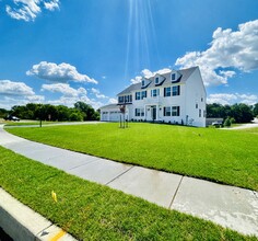 2 Winifred Dr in Hanover, PA - Foto de edificio - Building Photo