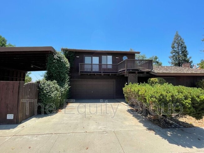 798 N Pepper St in Woodlake, CA - Building Photo - Building Photo