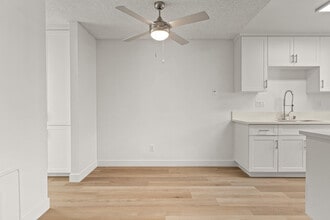 Villas in Spring Valley, CA - Building Photo - Building Photo