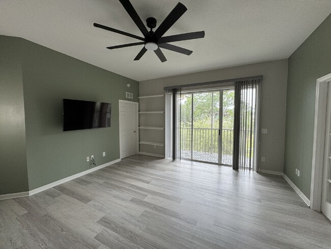 785 Oakleaf Plantation Pkwy in Orange Park, FL - Building Photo - Building Photo