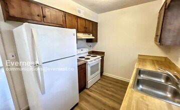 5243 Donlyn Dr in Chattanooga, TN - Building Photo - Building Photo