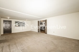 6428 Celestine St in Dayton, OH - Building Photo - Building Photo