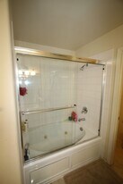 20333 Riverside Dr in Eagle River, AK - Building Photo