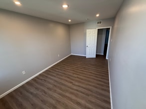 224 N 9th St in Newark, NJ - Foto de edificio - Building Photo