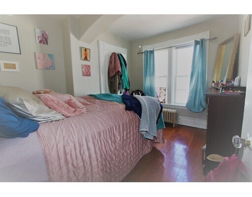 122 Elm St-Unit -D in Millbury, MA - Building Photo - Building Photo