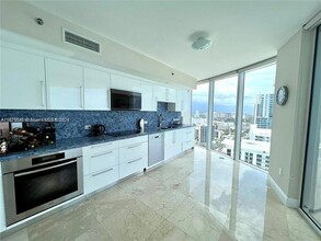 17201 Collins, Unit 3501 in Sunny Isles Beach, FL - Building Photo - Building Photo