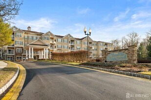 540 Cranbury Rd in East Brunswick, NJ - Building Photo