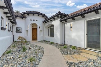 12859 Austin Forest Cir in Auburn, CA - Building Photo - Building Photo