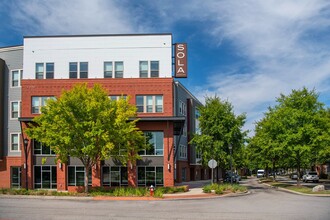 Sola Station in Columbia, SC - Foto de edificio - Building Photo