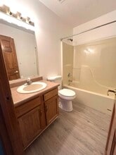 1618 Bear Claw Ln in Fort Wayne, IN - Building Photo - Building Photo