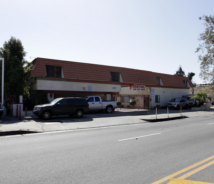 Laurel Canyon Apartments in Valley Village, CA - Building Photo