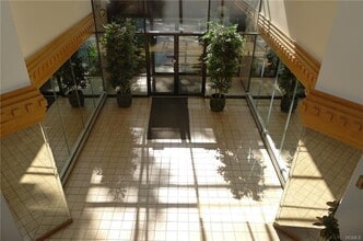 508 Central Park Ave in Scarsdale, NY - Building Photo - Building Photo