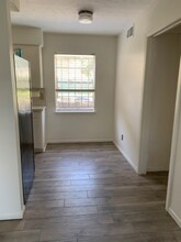 926 E 14th St in Houston, TX - Foto de edificio - Building Photo