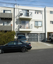 681 Linden St in Daly City, CA - Building Photo - Building Photo