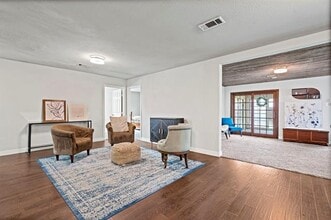 2942 Esterbrook Dr in Farmers Branch, TX - Building Photo - Building Photo