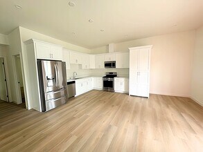 2754 S Sycamore Ave in Los Angeles, CA - Building Photo - Building Photo