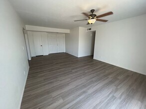 9312 N 74th Dr in Peoria, AZ - Building Photo - Building Photo