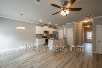 3697 Acorn Dr in Oakwood, GA - Foto de edificio - Building Photo