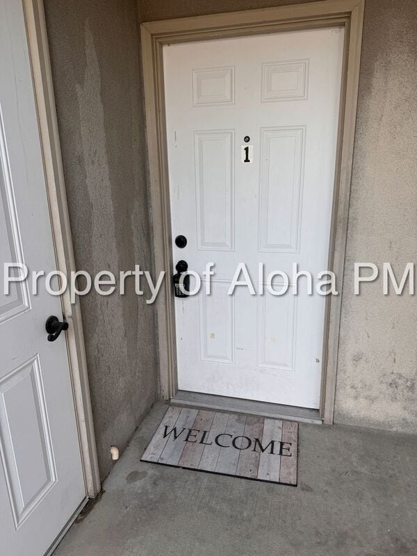 1041 W Pine Ave in Meridian, ID - Building Photo - Building Photo