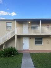 731 Michigan Ct in St. Cloud, FL - Foto de edificio - Building Photo