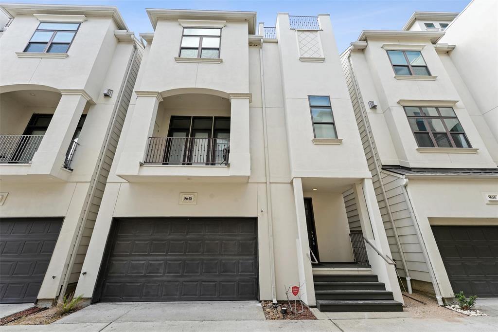 5648 Larkin St in Houston, TX - Foto de edificio