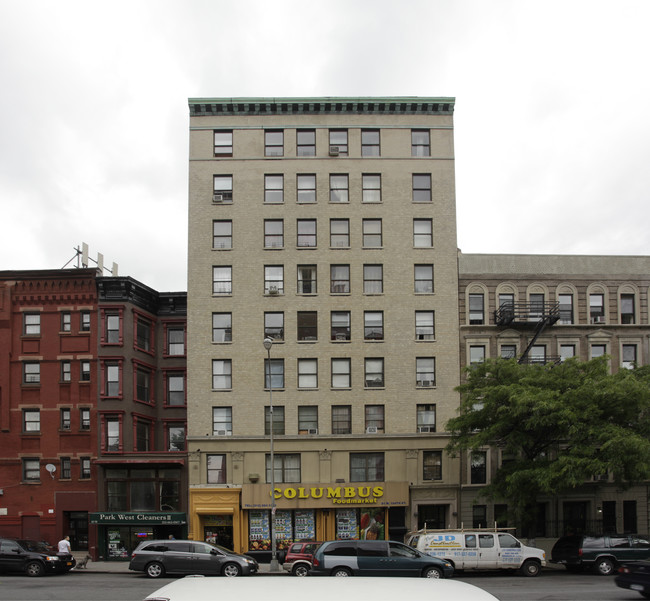 77-81 W 104th St in New York, NY - Foto de edificio - Building Photo