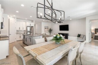14837 Windward Ln in Naples, FL - Building Photo - Building Photo