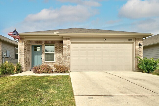 property at 3032 Maryanne Ln