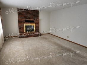 2001 E 16th St in Sedalia, MO - Building Photo - Building Photo