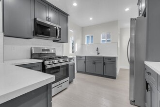 4059 Denker Ave in Los Angeles, CA - Building Photo - Building Photo