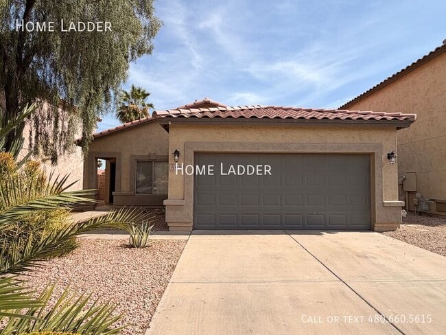 property at 595 E Renegade Pl