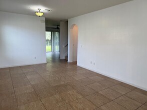 9333 Silent Oak Cir in Royal Palm Beach, FL - Building Photo - Building Photo