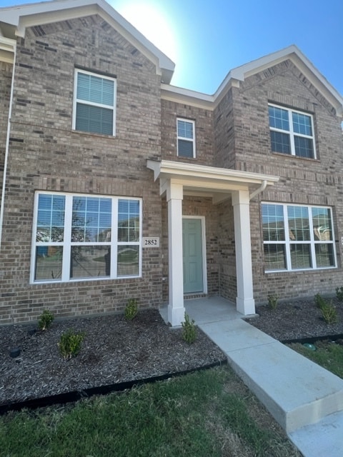 property at 2852 Baneberry Ln