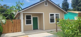 170 Donner Ave in Roseville, CA - Building Photo