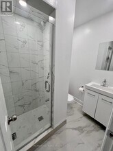 454 Bloor St W in Toronto, ON - Building Photo - Building Photo