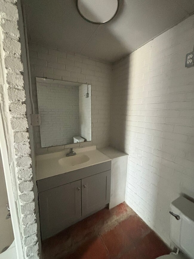 property at 1627 FM351