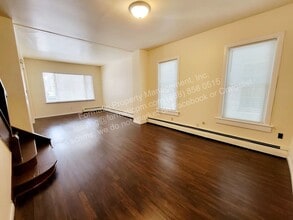 377 S River St in Wilkes-Barre, PA - Foto de edificio - Building Photo