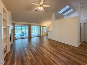 9232 NW 17th Pl in Gainesville, FL - Building Photo - Building Photo