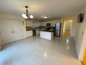 6170 Ravenhill Rd in Hilliard, OH - Building Photo - Building Photo