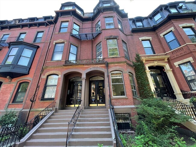130 Marlborough St in Boston, MA - Building Photo - Building Photo