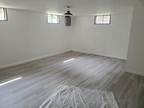 10118 Douglas Ct in St. Ann, MO - Building Photo - Building Photo