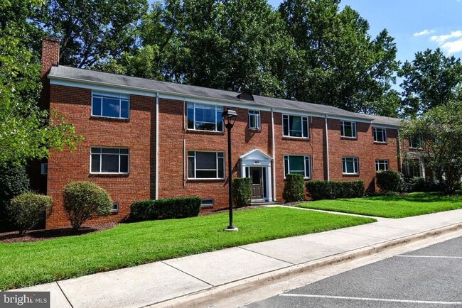 property at 10311 Montrose Ave