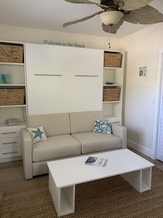 3203 NE 5th St, Unit Sudo's Beach Apt