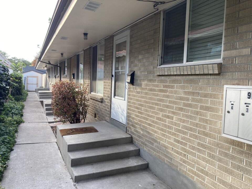 922 S Lake St, Unit 2 in Salt Lake City, UT - Building Photo