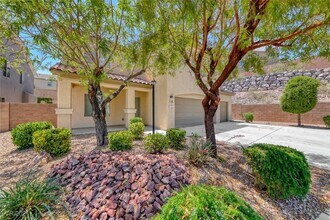 259 Oakbrook Ridge Ave in Henderson, NV - Building Photo - Building Photo