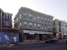 370-376 Centre St in Jamaica Plain, MA - Building Photo