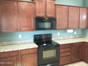 38 Pennyroyal Way in Beaufort, SC - Building Photo - Building Photo