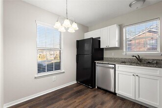 5058 Jonesboro Rd in Union City, GA - Building Photo - Building Photo