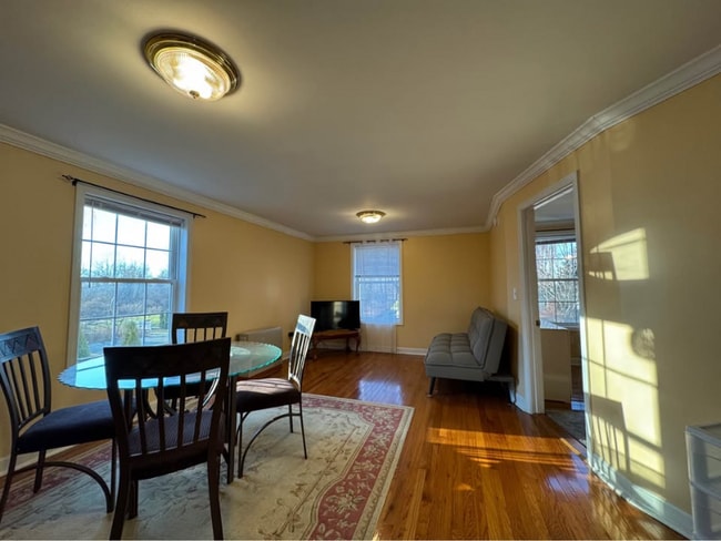 108 Cobb Ave in Portland, ME - Building Photo - Building Photo