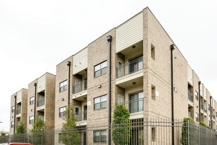 Zion Village in Houston, TX - Building Photo